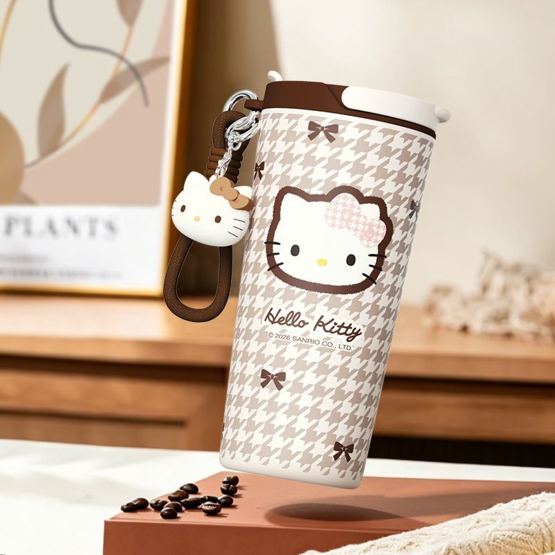 530–700mL Multiple Styles Water Bottle C-444