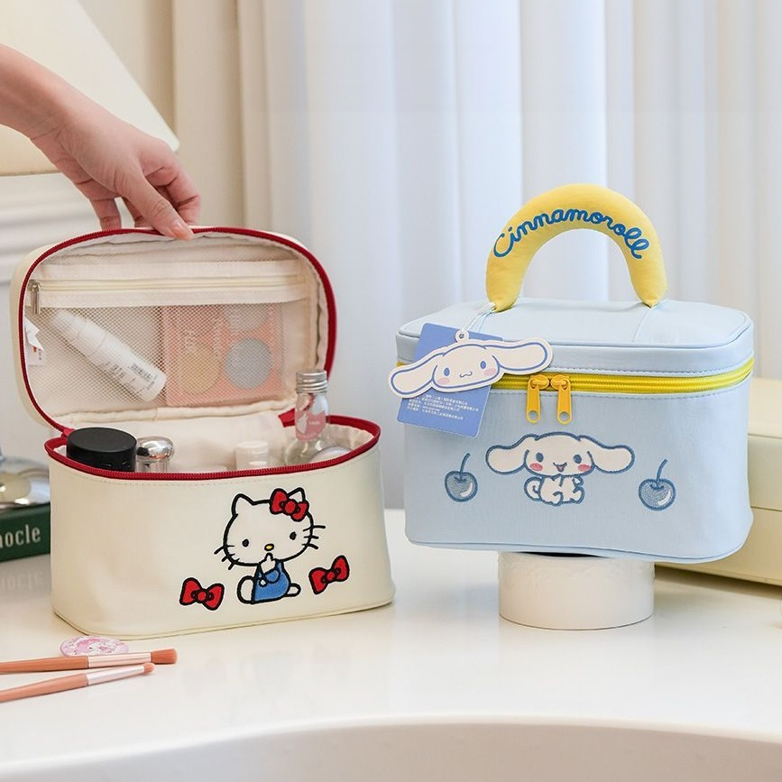 Large Capacity Cosmetic Organizer Bag C-446
